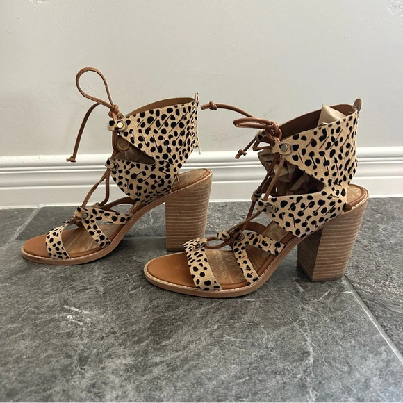 Dolce Vita Luci Leopard Print Calf Hair Block Heels Size 8.5 - Picture 3 of 14